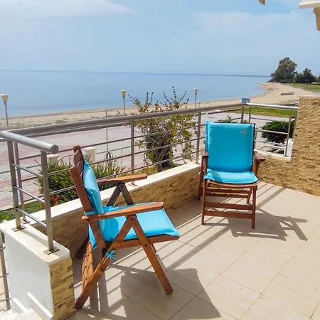 Hotel Porto Maria Beachfront House *